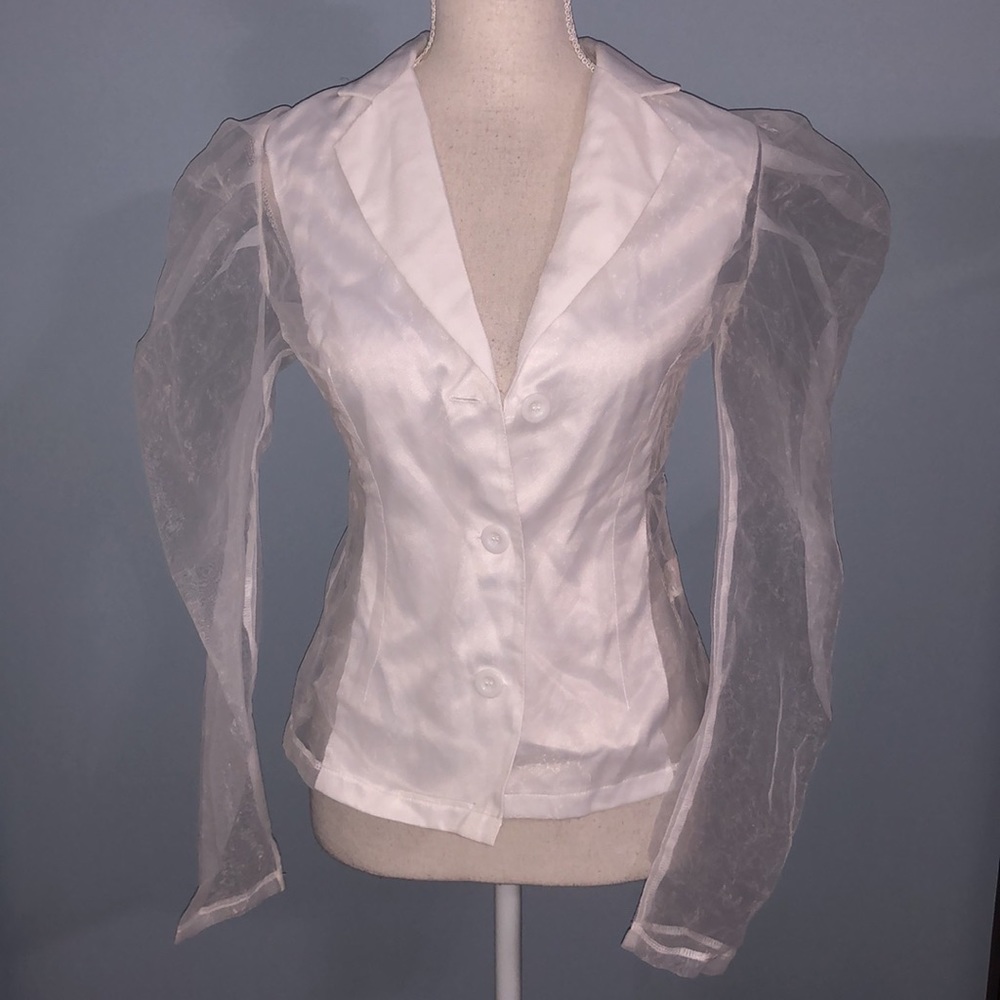 Pretty Little Thing puff sleeve sheer fitted shirt - Picture 6 of 10